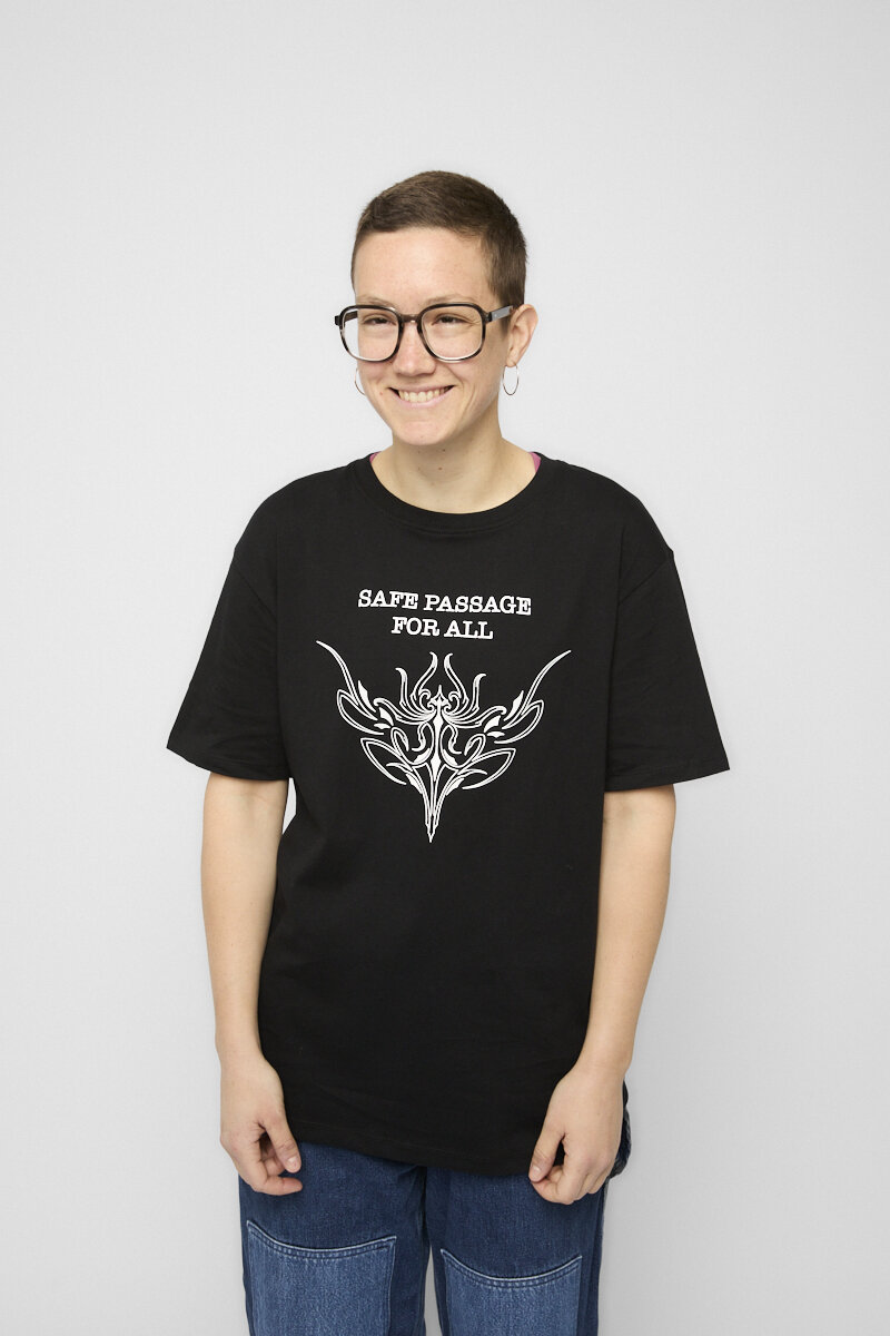 T-Shirt Ink Against Borders Ava Ink Unisex Black